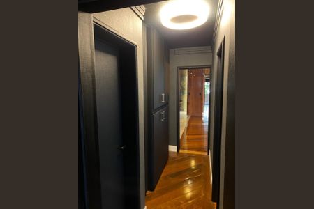 Apartamento à venda com 200m², 3 quartos e 2 vagasCorredor
