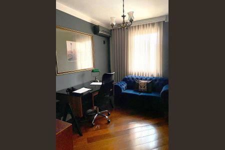 Apartamento à venda com 200m², 3 quartos e 2 vagasQuarto