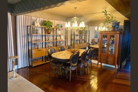 Apartamento à venda com 200m², 3 quartos e 2 vagasSala de Jantar