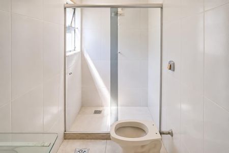 Apartamento para alugar com 47m², 2 quartos e 1 vaga Apartamento para alugar com 47m², 2 quartos e 1 vagaBanheiro