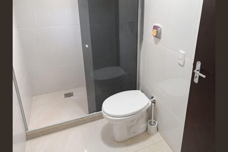 Apartamento para alugar com 47m², 2 quartos e 1 vaga Apartamento para alugar com 47m², 2 quartos e 1 vagaBanheiro