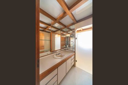 Apartamento à venda com 198m², 4 quartos e 3 vagasBanheiro Social