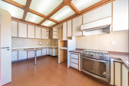 Apartamento à venda com 198m², 4 quartos e 3 vagasCozinha 