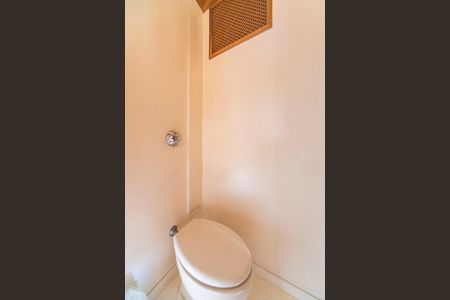 Apartamento à venda com 198m², 4 quartos e 3 vagasLavabo