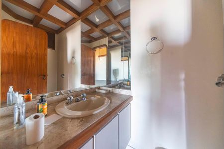 Apartamento à venda com 198m², 4 quartos e 3 vagasLavabo