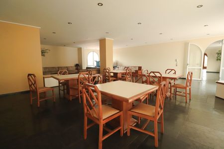 Apartamento à venda com 198m², 4 quartos e 3 vagasÁrea comum - Salão de festas