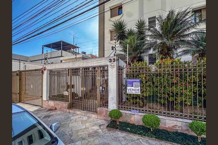 Apartamento à venda com 198m², 4 quartos e 3 vagasFachada