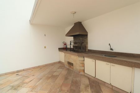 Apartamento à venda com 198m², 4 quartos e 3 vagasÁrea comum - Churrasqueira