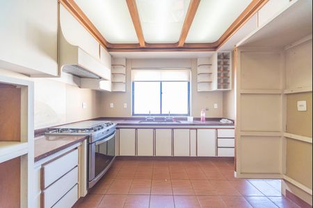 Apartamento à venda com 198m², 4 quartos e 3 vagasCozinha 