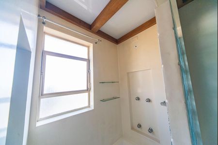 Apartamento à venda com 198m², 4 quartos e 3 vagasBanheiro do Quarto 1