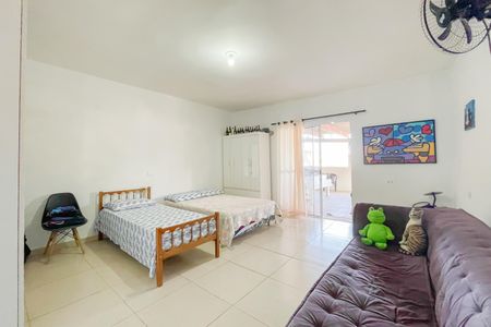 Casa à venda com 2 quartos, 368m² em Veloso, Osasco