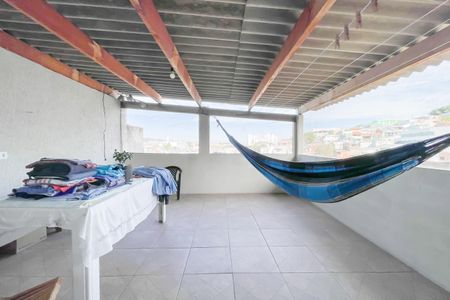 Varanda de casa à venda com 2 quartos, 368m² em Veloso, Osasco
