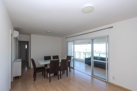 Apartamento para alugar com 3 quartos, 124m² em Jardim da Gloria, São Paulo