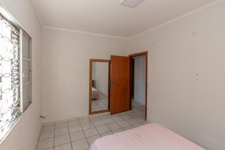 Casa à venda com 111m², 3 quartos e 6 vagas Casa à venda com 111m², 3 quartos e 6 vagasQuarto 1