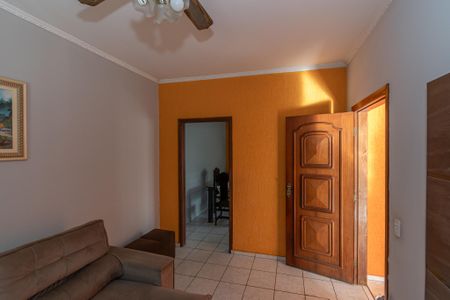 Casa à venda com 111m², 3 quartos e 6 vagas Casa à venda com 111m², 3 quartos e 6 vagasSala de Estar