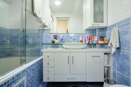 Banheiro da suíte de apartamento à venda com 3 quartos, 110m² em Vila Mussolini, São Bernardo do Campo