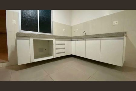 Cozinha de casa para alugar com 3 quartos, 117m² em Teixeira Dias, Belo Horizonte