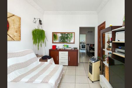 Apartamento à venda com 73m², 2 quartos e 1 vaga Apartamento à venda com 73m², 2 quartos e 1 vagaSala