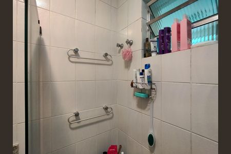 Apartamento à venda com 73m², 2 quartos e 1 vaga Apartamento à venda com 73m², 2 quartos e 1 vagaBanheiro Corredor