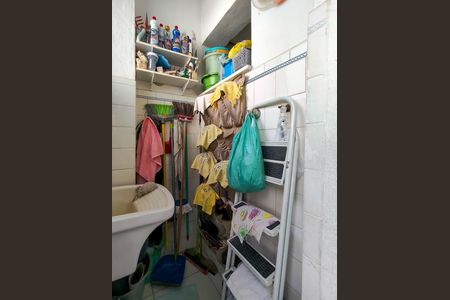Apartamento à venda com 73m², 2 quartos e 1 vaga Apartamento à venda com 73m², 2 quartos e 1 vagaÁrea de Serviço