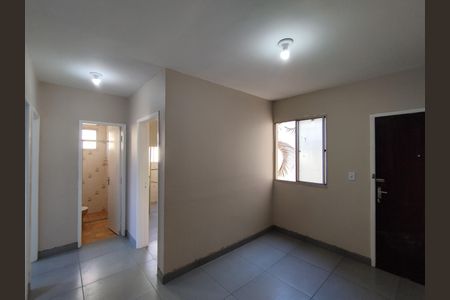 Apartamento para alugar com 61m², 2 quartos e 1 vagaSala 