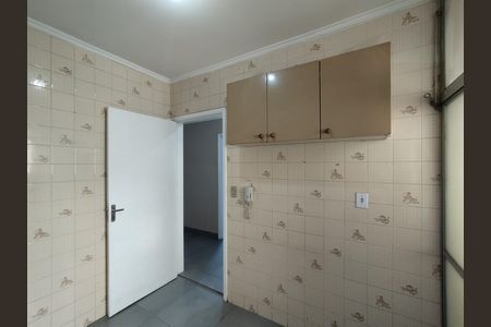 Apartamento para alugar com 61m², 2 quartos e 1 vagaCozinha - Armários