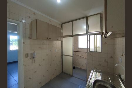 Apartamento para alugar com 61m², 2 quartos e 1 vagaCozinha - Armários