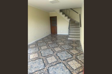 Sala de casa para alugar com 2 quartos, 127m² em Vila Oratorio, São Paulo