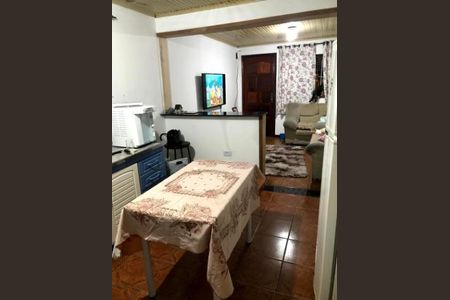 COZINHA de casa à venda com 2 quartos, 200m² em Vila Yolanda, Osasco