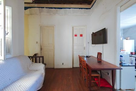 Sala de casa de condomínio à venda com 3 quartos, 75m² em Lapa, Rio de Janeiro