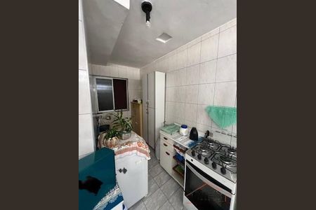 Casa à venda com 4 quartos, 180m² em Vila Camargos, Guarulhos