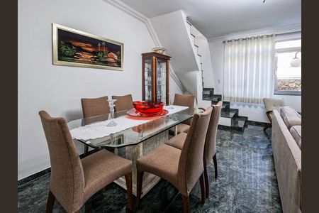 Casa à venda com 200m², 3 quartos e 2 vagas