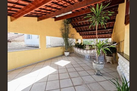 Casa à venda com 200m², 3 quartos e 2 vagas