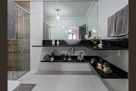 Casa à venda com 200m², 3 quartos e 2 vagas