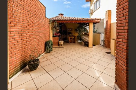 Casa à venda com 200m², 3 quartos e 2 vagas