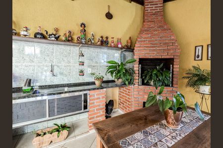 Casa à venda com 200m², 3 quartos e 2 vagas