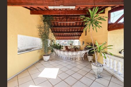 Casa à venda com 200m², 3 quartos e 2 vagas