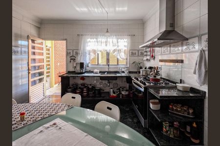 Casa à venda com 200m², 3 quartos e 2 vagas