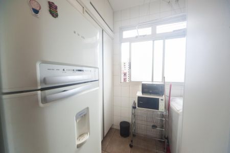Apartamento para alugar com 70m², 2 quartos e 2 vagas Apartamento para alugar com 70m², 2 quartos e 2 vagasCozinha