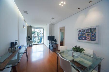 Apartamento para alugar com 70m², 2 quartos e 2 vagas Apartamento para alugar com 70m², 2 quartos e 2 vagassala
