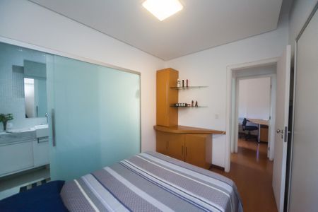 Apartamento para alugar com 70m², 2 quartos e 2 vagas Apartamento para alugar com 70m², 2 quartos e 2 vagassuite
