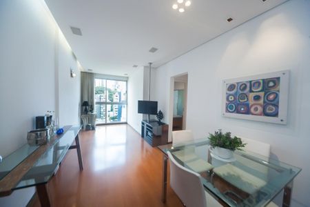 Apartamento para alugar com 70m², 2 quartos e 2 vagas Apartamento para alugar com 70m², 2 quartos e 2 vagassala