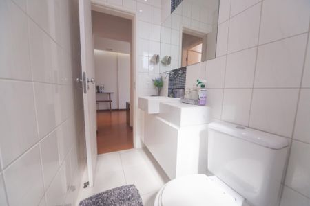Apartamento para alugar com 70m², 2 quartos e 2 vagas Apartamento para alugar com 70m², 2 quartos e 2 vagasBanheiro Social