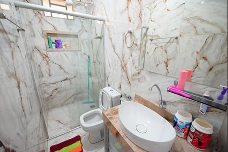 Casa à venda com 11 quartos, 432m² em Jardim Petropolis, Goiânia