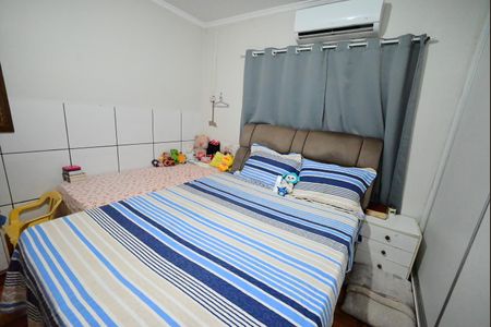 Casa à venda com 432m², 11 quartos e 2 vagas Casa à venda com 432m², 11 quartos e 2 vagasQuarto 3