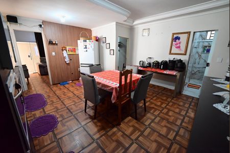 Casa à venda com 432m², 11 quartos e 2 vagas Casa à venda com 432m², 11 quartos e 2 vagasCozinha