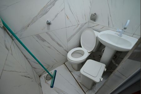 Casa à venda com 432m², 11 quartos e 2 vagas Casa à venda com 432m², 11 quartos e 2 vagasBanheiro da Suíte 2