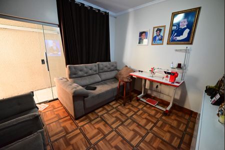Sala de casa à venda com 11 quartos, 432m² em Jardim Petropolis, Goiânia