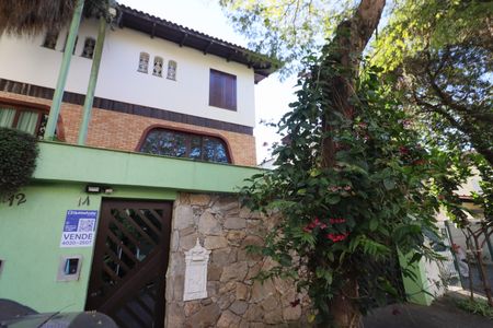 Casa à venda com 300m², 3 quartos e 2 vagasFachada