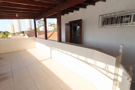 Casa à venda com 300m², 3 quartos e 2 vagasÁrea de Serviço